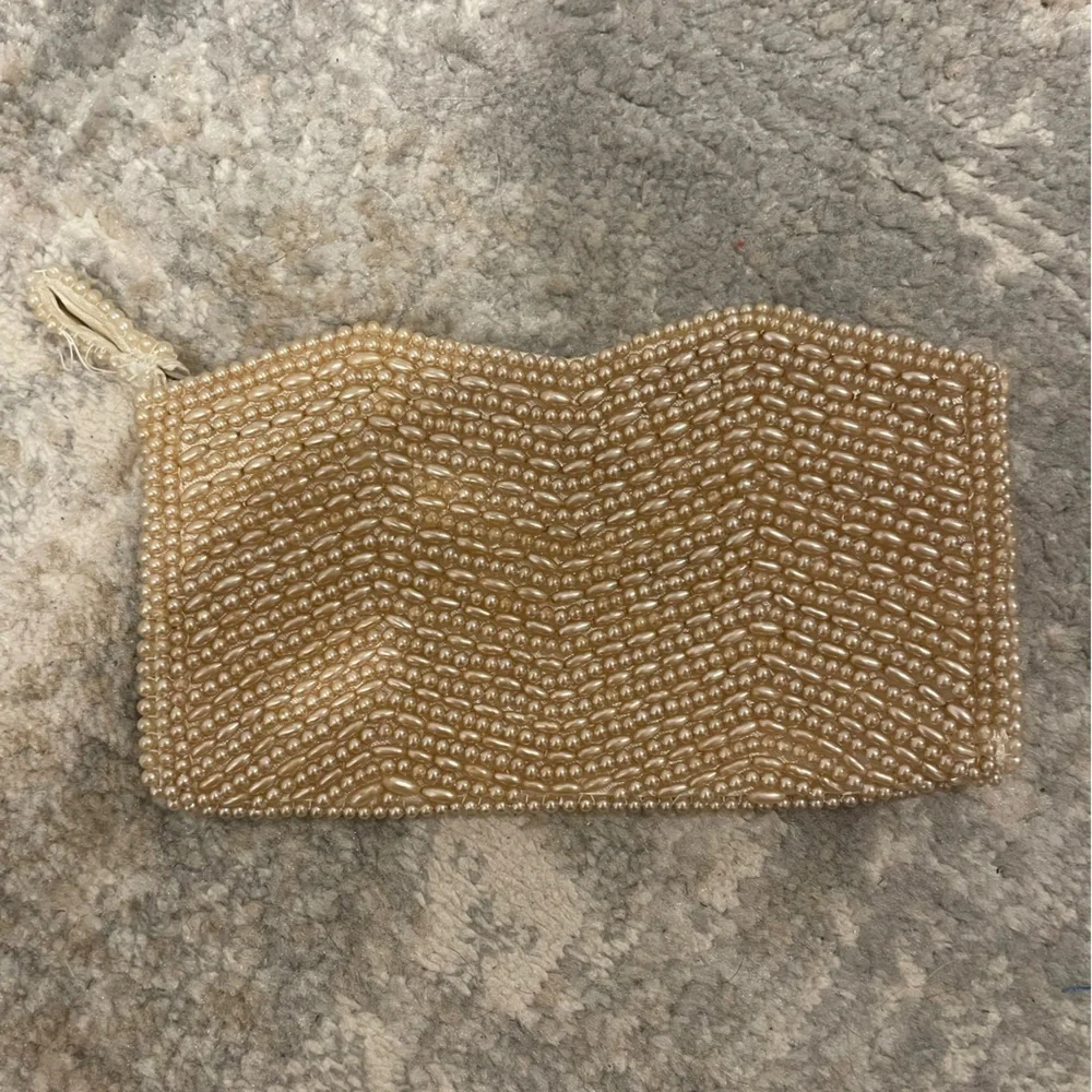 Vintage Regal Product Japan Hand Beaded Pearl Cream Coin Purse 👛 Clutch
